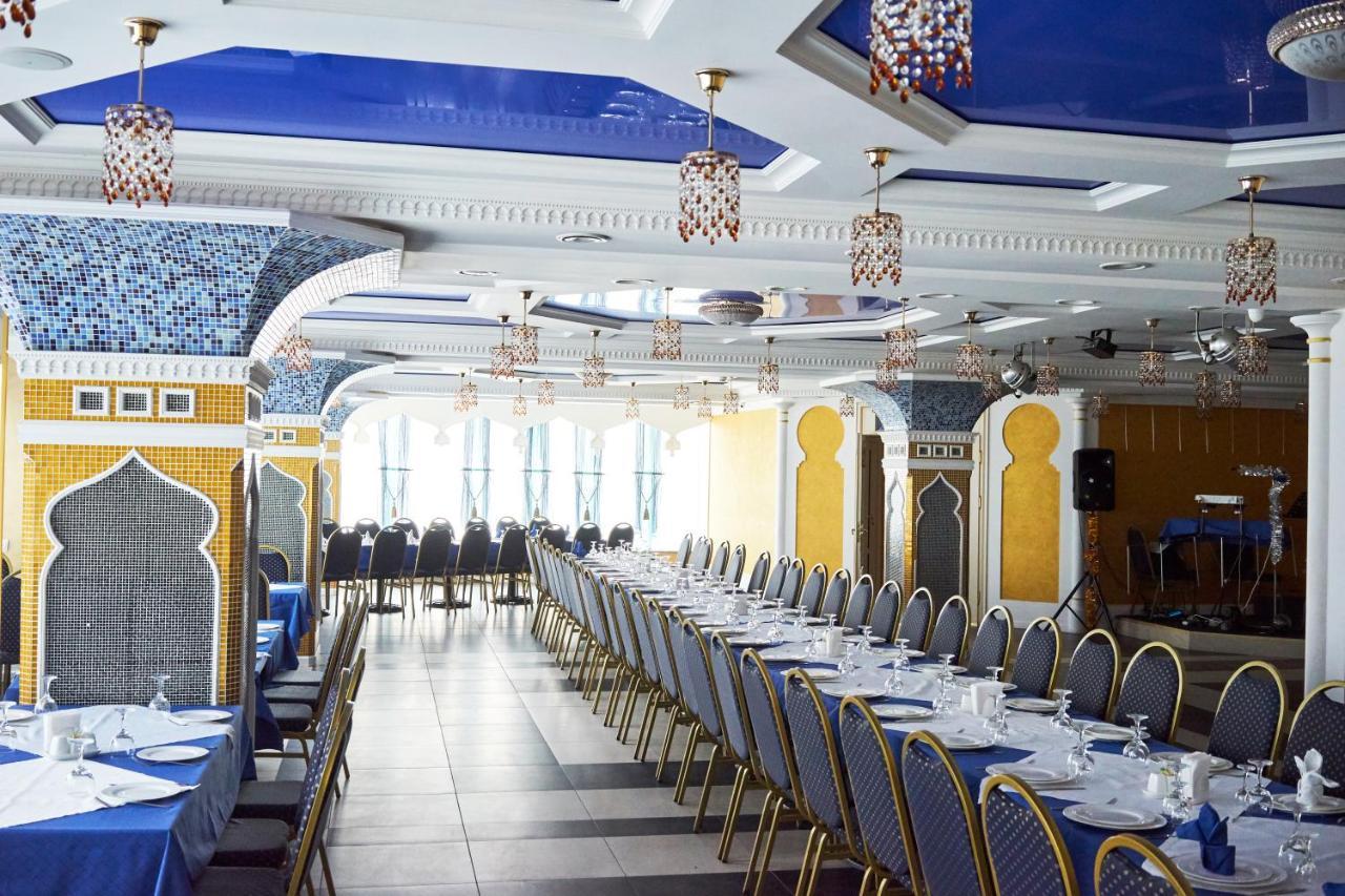 Hotel Східний Berezhany Exteriér fotografie
