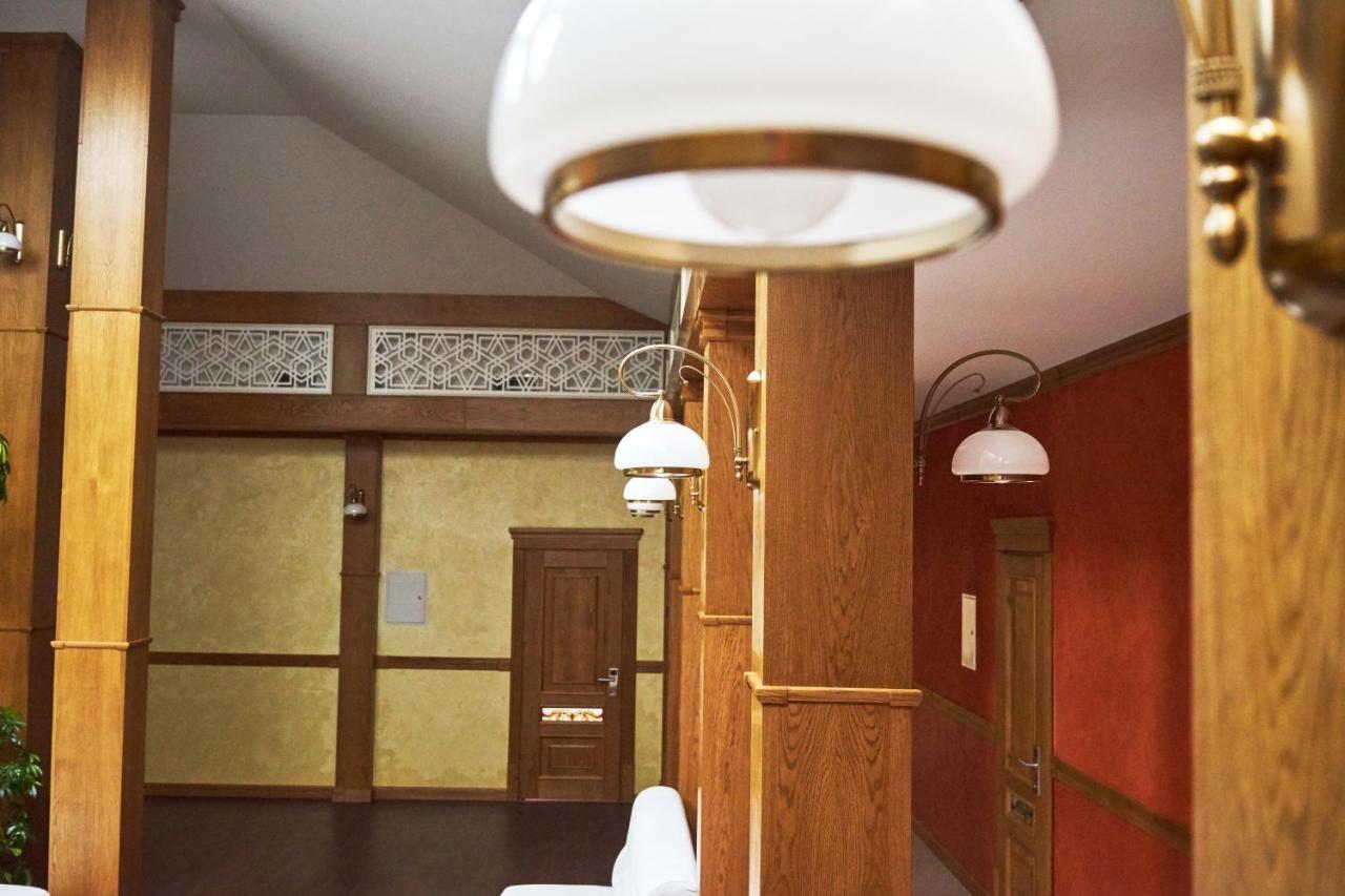 Hotel Східний Berezhany Exteriér fotografie