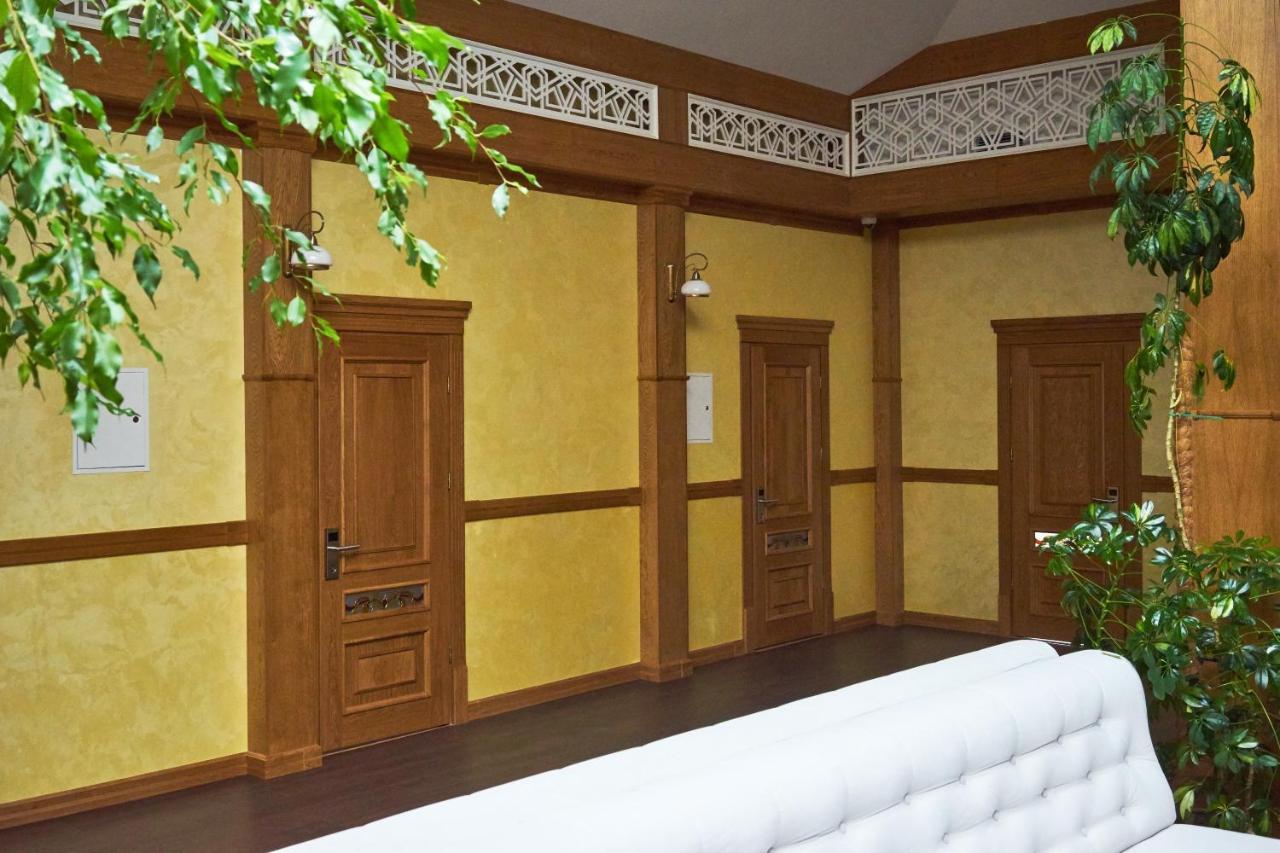 Hotel Східний Berezhany Exteriér fotografie