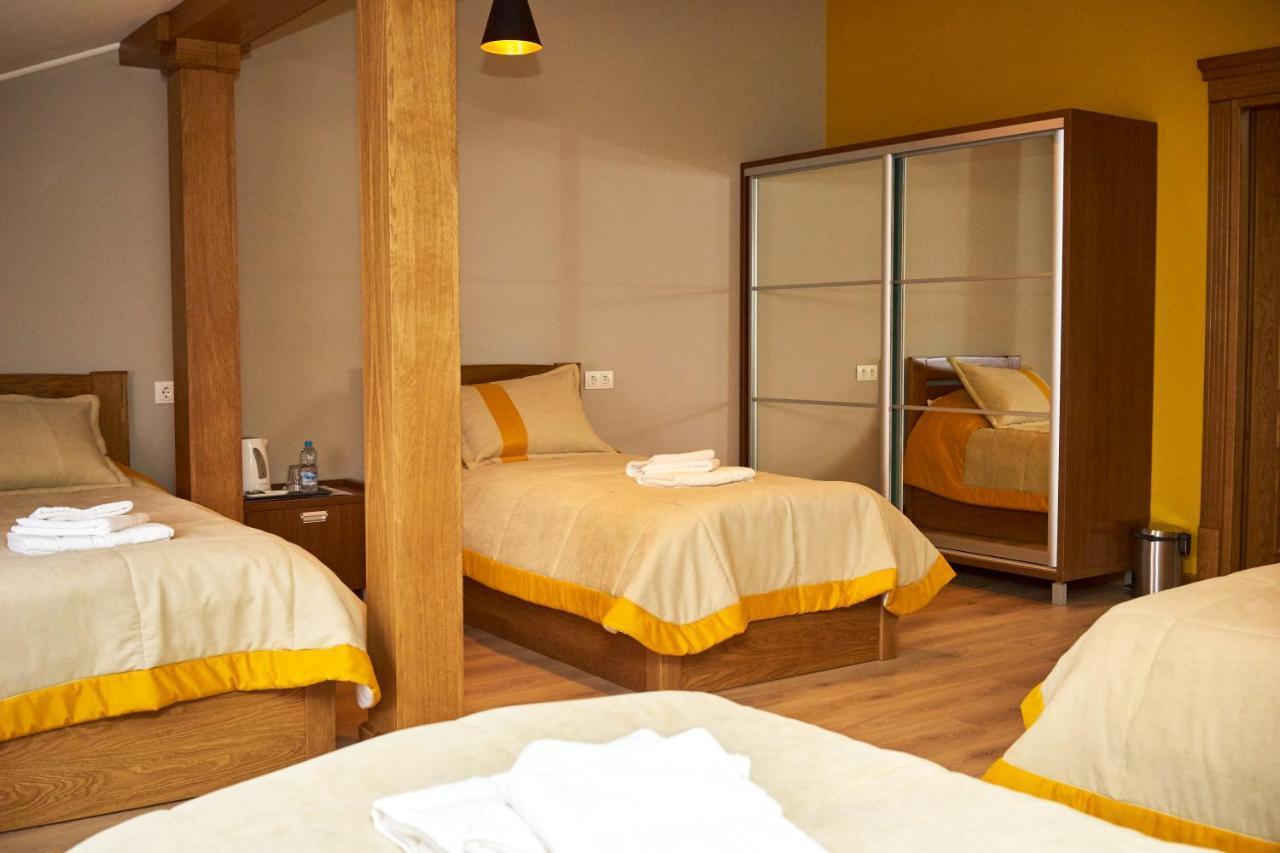 Hotel Східний Berezhany Exteriér fotografie
