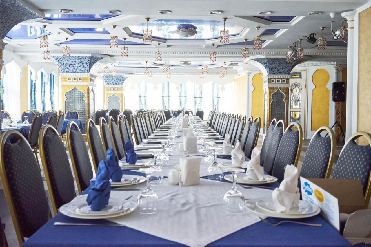 Hotel Східний Berezhany Exteriér fotografie