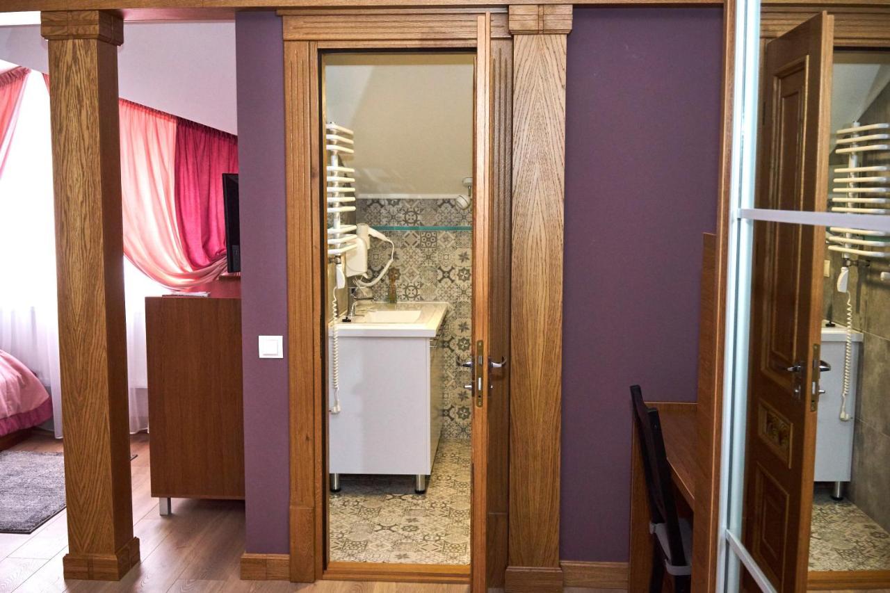 Hotel Східний Berezhany Exteriér fotografie